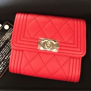 CHANEL TRIFOLD WALLET STUNNING RED